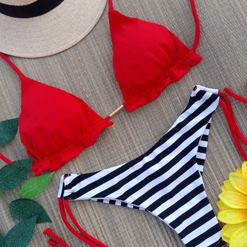 Biquíni-Cortininha-com-babadinho-e-calcinha-Asa-delta-fio-Duplo