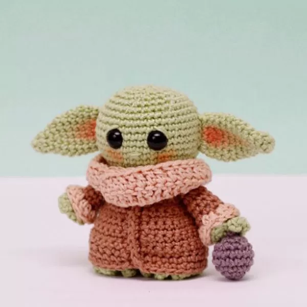 bebe yoda amigurumi