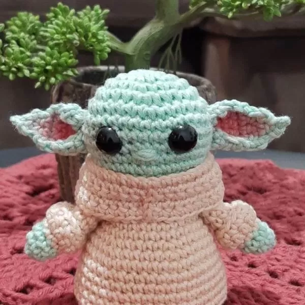 bebe yoda amigurumi
