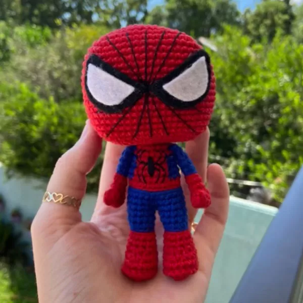 homem aranha amigurumi