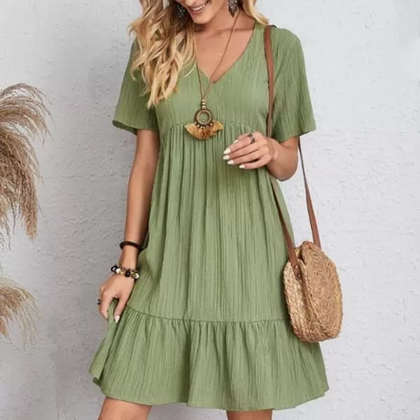 Vestido com Recorte Abaixo do Busto